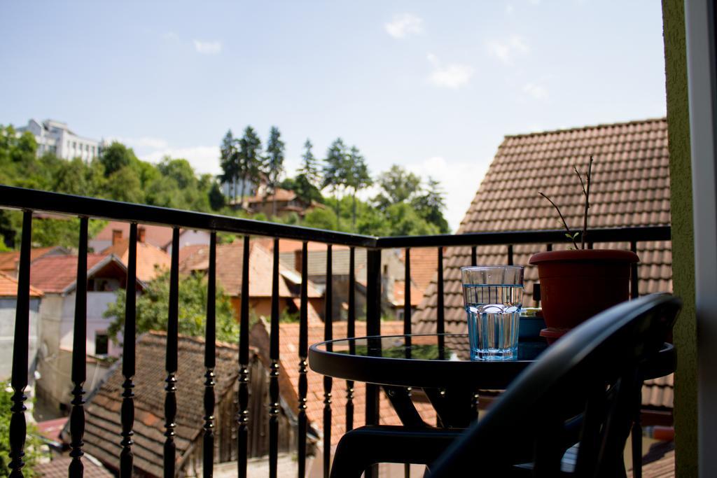 Avram Iancu Private Apartment With Ac Brašov Exteriér fotografie