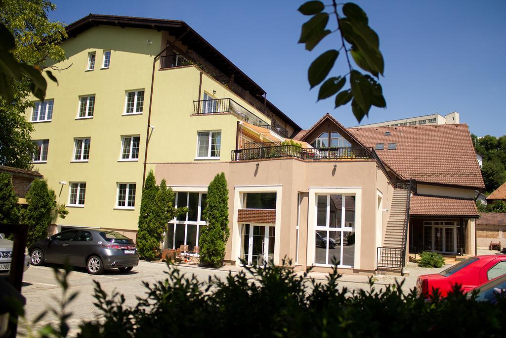 Avram Iancu Private Apartment With Ac Brašov Pokoj fotografie