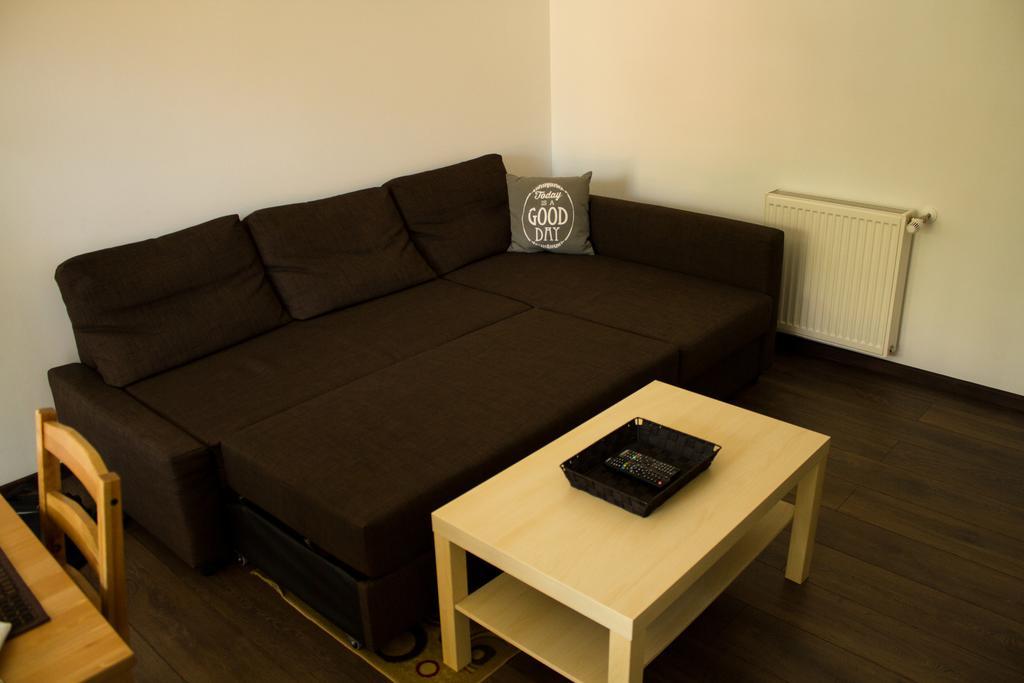 Avram Iancu Private Apartment With Ac Brašov Exteriér fotografie
